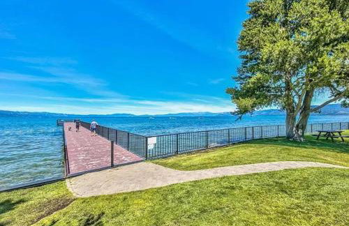 Beautiful Tahoe Keys Home, Family and Pet Friendly - Foto 19