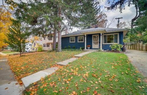 Ann Arbor Home with Deck, 2 Mi to Michigan Stadium! - Foto 1