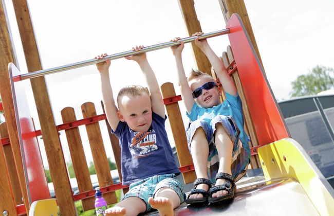 Charming Lodge in Staphorst With Pool Access - Foto 9