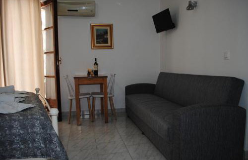 Studios Loukia - Foto 17