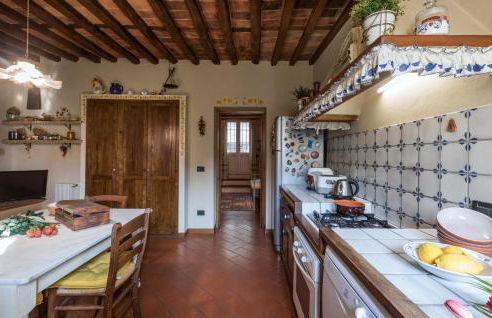 Awesome Home In Quiesa - Foto 32