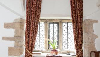 Welsh Gatehouse, Historic Castle which can cater for Electric Vehicle - Foto 3