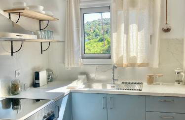 The Little House by the Sea - Foto 2