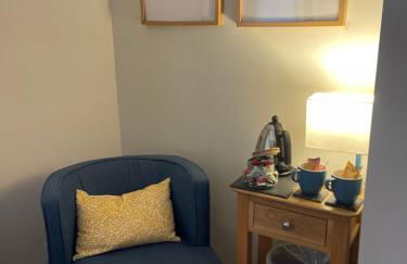 Horncliffe room only accommodation - Photo 6