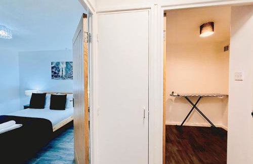 Cosy 1 bed flat, sleeps 4, free parking - Photo 5