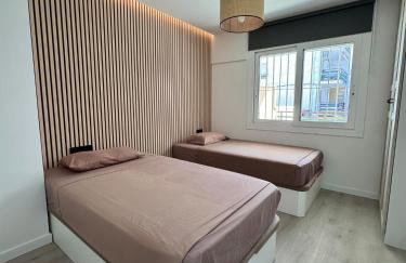TuristMar - Amplio Apartamento en Salou con piscina, a 2 minutos de la Playa - Foto 17