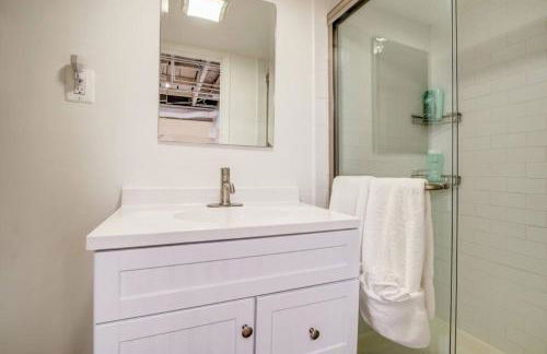 SUNNY, SERENE & CENTRALLY-Located STUDIO *PRIVACY *COMFORT *5-STARS - Foto 34