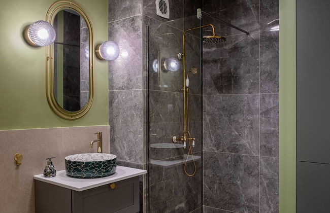 Views of Palace of the Parliament 3BR Safari Design - Foto 35