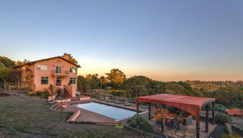 5 Acre Villa Retreat with Vineyard Pool Spa & Amazing Views of Sonoma County - Foto 1