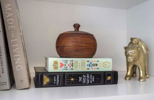 Indigo Cove Modern Studio near Historic Uptown - Foto 13