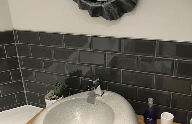 North Lodge - Photo 3