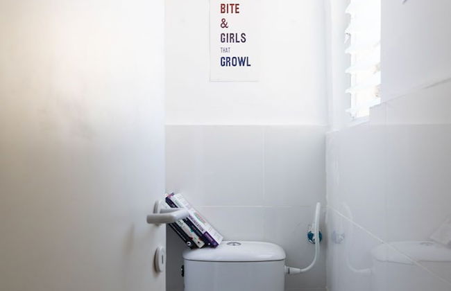 Artistic Downtown Vibe Apt in Florentin - Foto 27