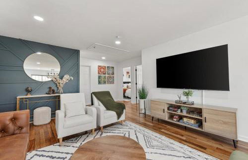 NYC 20min, Sleeps 10, Free Parking, Patio - Foto 30