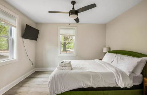 Pet Friendly Family Home Steps to Raleigh Greenway - Foto 3