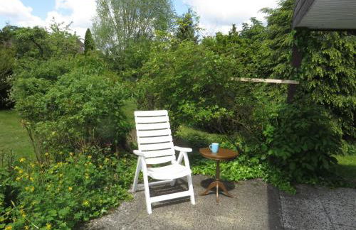 Entire house, quiet city location, garden, parking - Photo 16