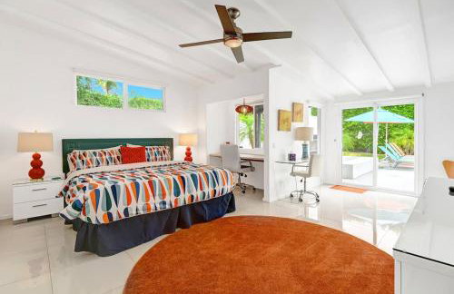 Teal and Tangerine Retreat - Alice Lodging - Foto 12