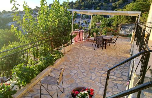 Plagia's Sunset Apartments - Photo 48