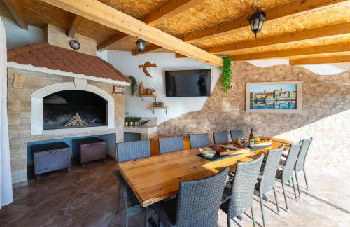 Beautiful Holiday Home "Villa Luka" - Foto 4