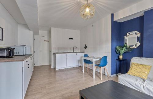 Château Saphir T2 hypercentre historique au pied du château - Foto 16