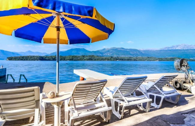Beachfront Escape Steps From the Crystal-clear Sea - Photo 20