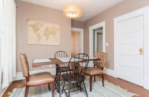 Steps to JMU & I-81 Fenced Yard Walk 2 Starbucks - Foto 5