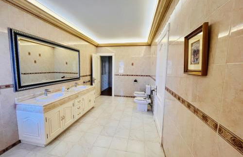 Kishni, peaceful and luxury suite villa - Foto 16