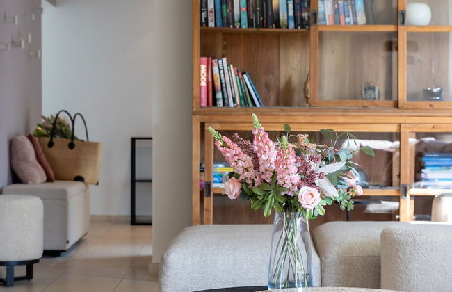 Charming Villa With Indoor Swimming Pool, Near the Beach and Town Centre - Foto 17