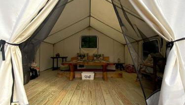 Gorgeous Safari Tent Rental Ideal for Glamping in Upstate New York - Foto 4