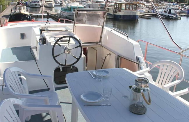 Boats & Yachts at Rechlin Harbor by Kuhnle-Tours - Foto 66