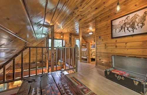 Alpine Adventures Cozy Log Cabin with Deck and Views! - Foto 22