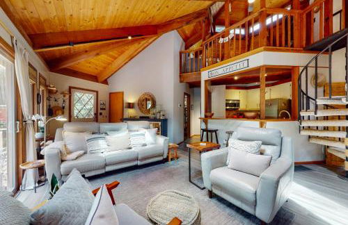 Mendocino Cozy Cabin-Large Patio Grill & Garden - Photo 5