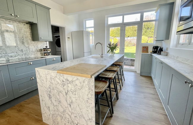 Winterstoke View, Family and dog Friendly Beach Retreat - Photo 16