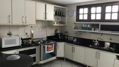 Belíssima Casa super confortável com piscina e área gourmet - Foto 3