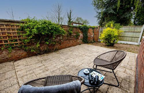 Modern 3 Bedroom Bungalow with Style & Comfort in Leicestershire - Photo 58