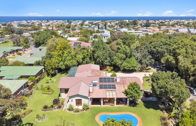 Panaderos - Photo 39