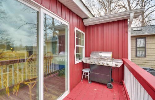 Tranquil Lakefront Home with Sunroom in Burlington - Foto 27