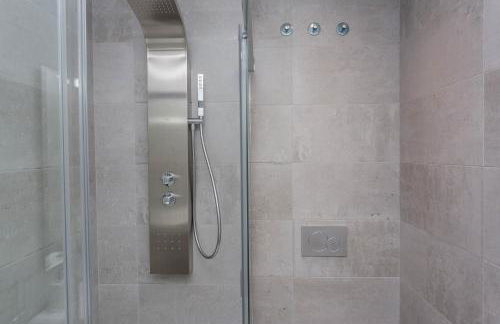 Luxury 2BR Seaviews - Santa Barbara Heights - Photo 38