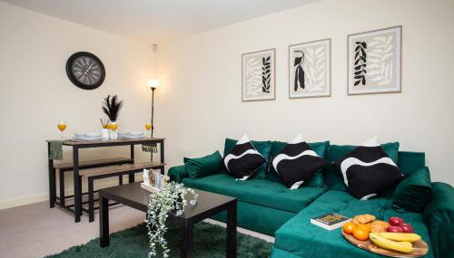 Contemporary 2BR Retreat - Fast WiFi, Smart TV & Steps from Station! - Foto 1
