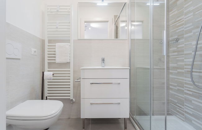 Pozzo Vertical Apartment With Garden and Parking by Rent all Como - Foto 21