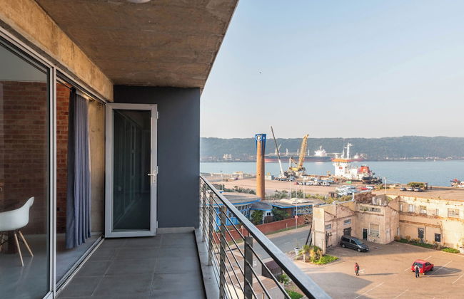 The Bond Square - Photo 5