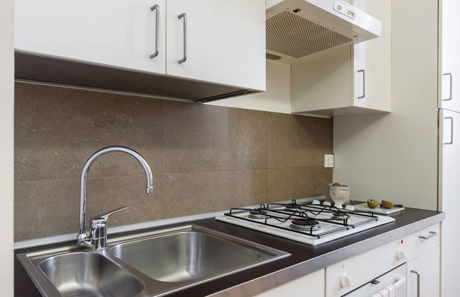 Home at Hotel Dateo Melloni - Photo 8