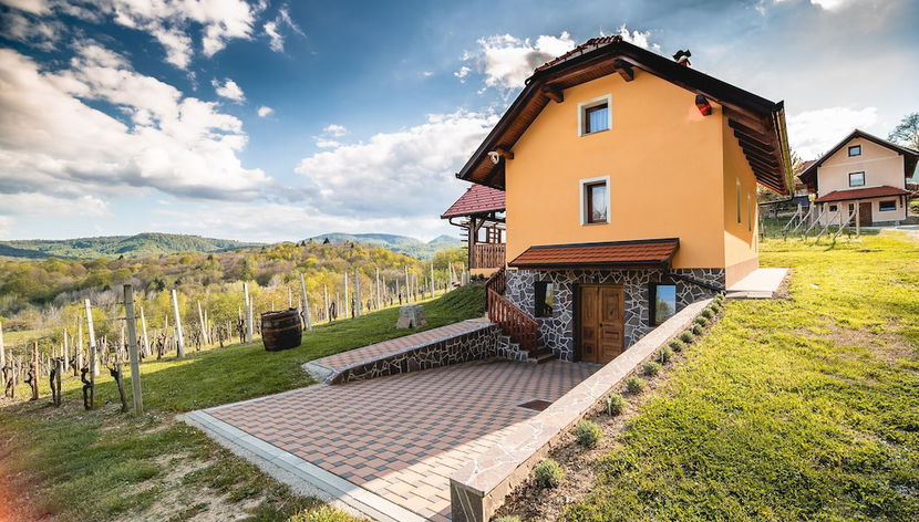 Entrada al alojamiento