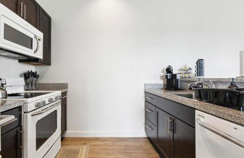 Stylish Downtown High-Rise - 2BD - Foto 8