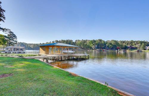 Waterfront Sparta Retreat with Dock, Deck and Grill - Foto 27