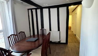 Rustic Elegance Town Centre Flat - Foto 4