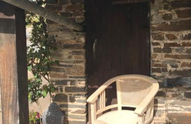 LES HORTENSIAS Spacieuse Maison en ardoise du pays FIBRE - Foto 14