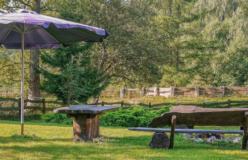 Gorgeous Home In Sarnikierz - Foto 12