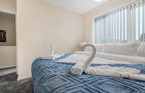 Group-Friendly 3BR Near Dudley + Parking - Foto 11