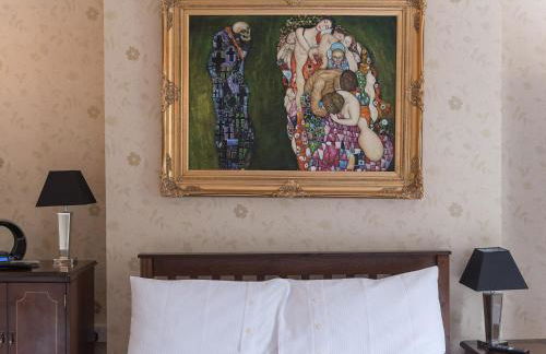 Northolme Hall - Photo 31