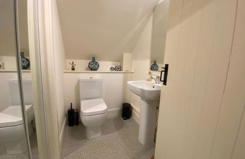 Private detached cottage sleeps 4 - Photo 33